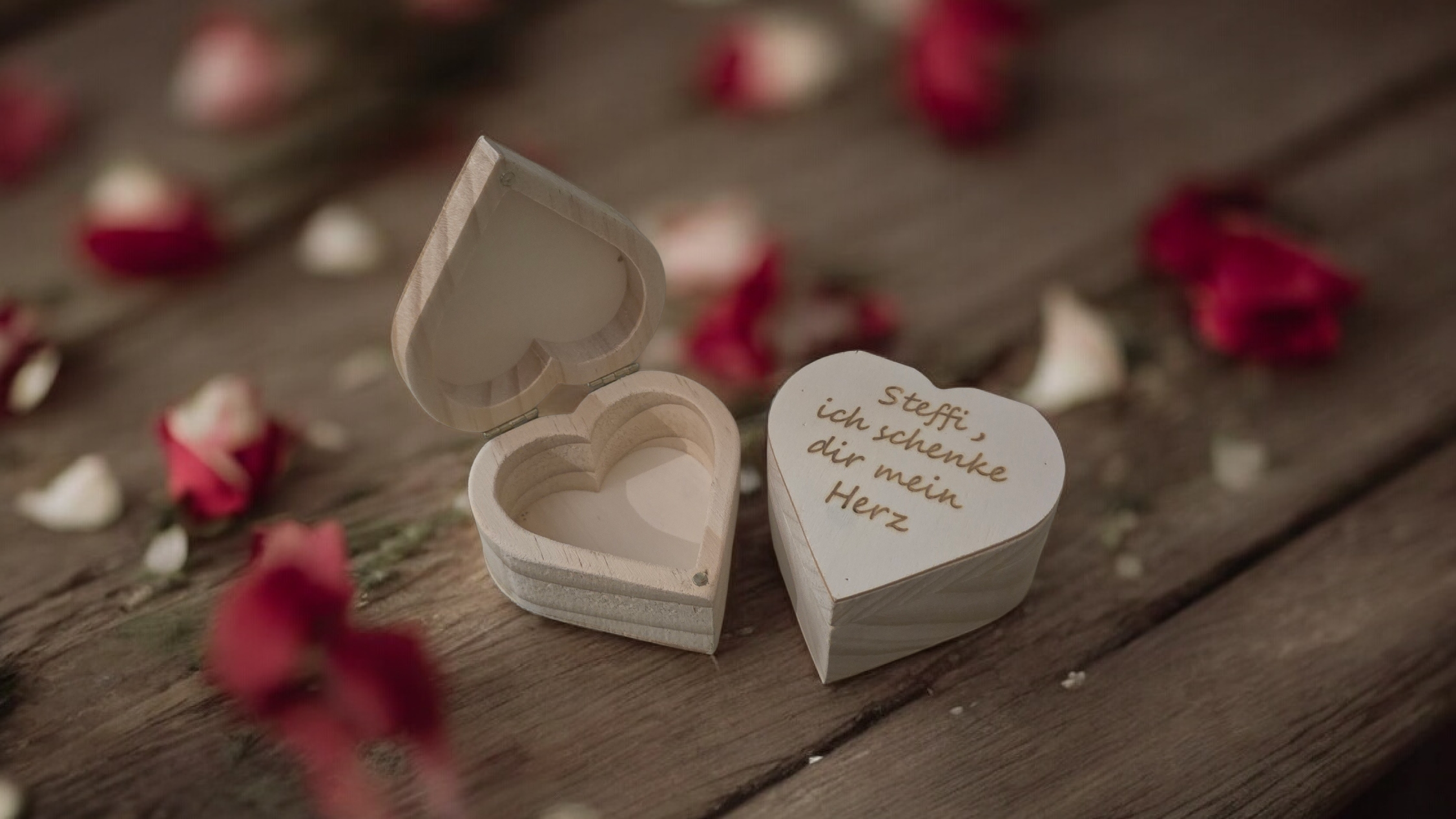 Deko Box personalisiert Herz 8,5x9x4,5cm Schattule Ringbox